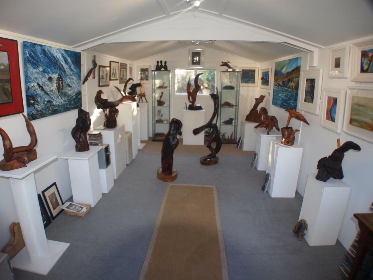 Lakefield Gallery Keel  Eksteriør billede
